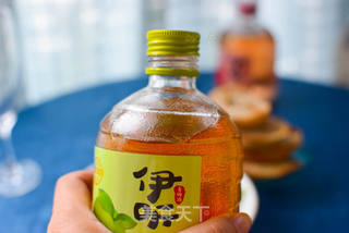 鸡肉沙拉配伊听果酒的做法步骤:9