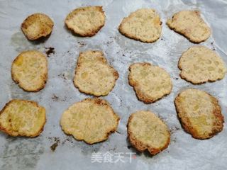 咔吱咔吱咸蛋黄薯片的做法步骤:17
