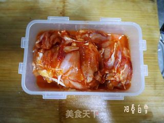 超简单奥尔良烤鸡腿肉(无油空气炸烤箱版)✅的做法步骤:5