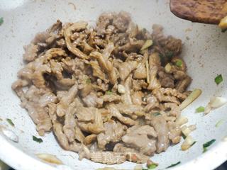 冬季暖胃汤面-青椒肉丝面的做法步骤：10