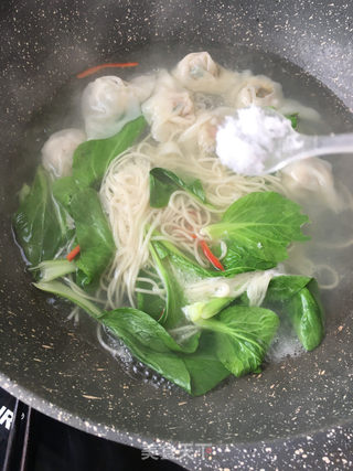 云吞面的做法步骤：9
