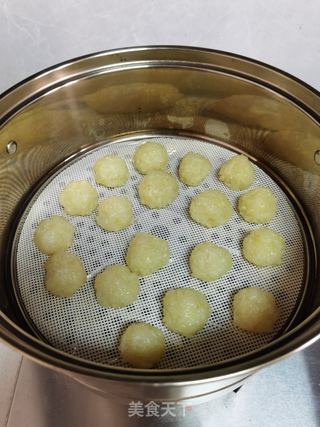 蒸水晶土豆丸子的做法步骤：15