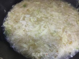 白菜挂面汤的做法步骤:11