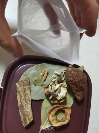 土豆炖牛腩的做法步骤:11