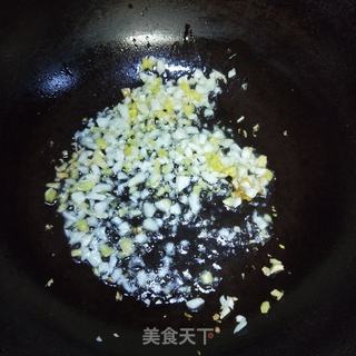 粉肠豆干煲的做法步骤:4