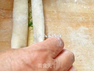 不用烫面也能做出柔软多层的葱油饼的做法步骤：6