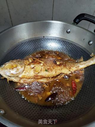 酸菜炖黄花鱼的做法步骤:11
