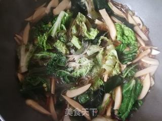 杏鲍菇白菜海带炖粉条的做法步骤：11