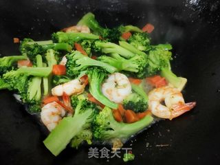 虾仁西蓝花的做法步骤:12