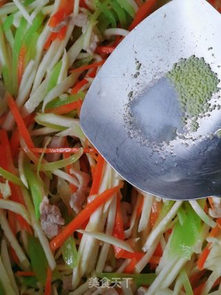 茭白炒三丝的做法步骤:9