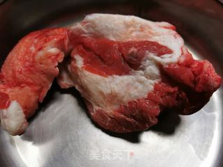 牛肉回锅肉的做法步骤:2