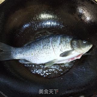 鲫鱼萝卜汤的做法步骤:7