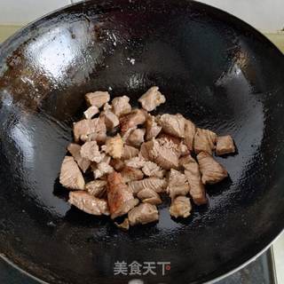 西红柿炖牛肉的做法步骤:6