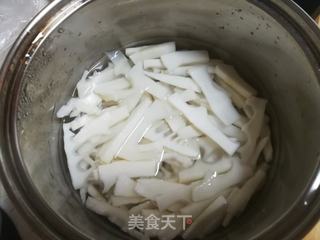 炒皮肚的做法步骤:2