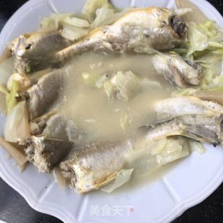 泡菜白菜炖小黄鱼的做法步骤：11