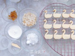 焦糖杏仁天鹅饼干的做法步骤:8