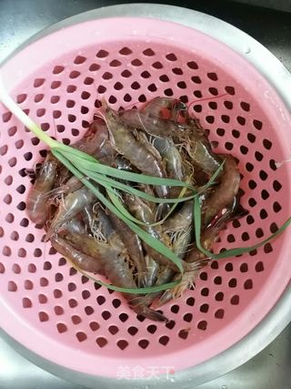 盐水虾的做法步骤：1