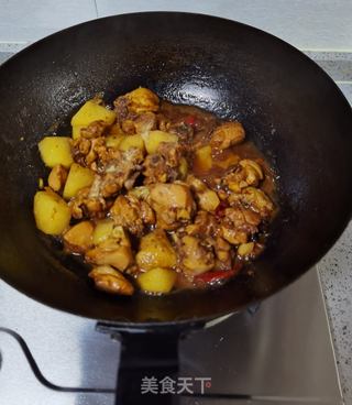 土豆烧鸡腿的做法步骤:13