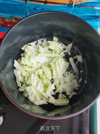 大虾、菠菜手擀面的做法步骤:9