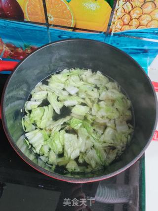 大虾、菠菜手擀面的做法步骤:12