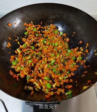 杂蔬炒米饭的做法步骤:6