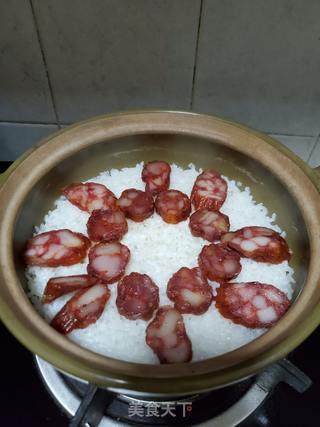 腊肠煲仔饭的做法步骤:7