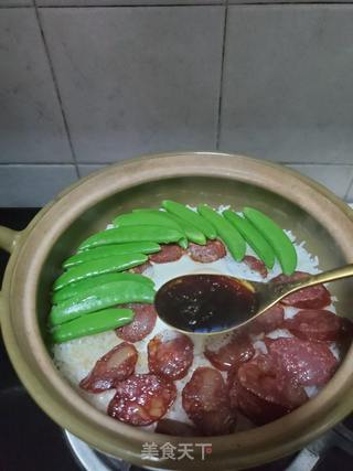 腊肠煲仔饭的做法步骤:13