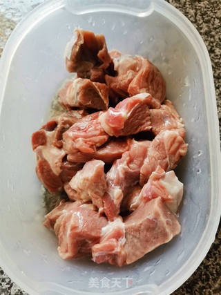 小洋葱炖牛肉的做法步骤:3