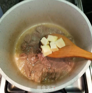 小洋葱炖牛肉的做法步骤:14