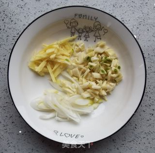 鱼香白菜的做法步骤:4