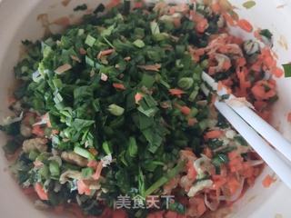 胡萝卜鸡蛋韭菜馅水饺的做法步骤：7