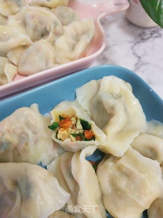 胡萝卜鸡蛋韭菜馅水饺的做法步骤：10