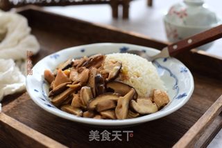 香菇鸡肉盖浇饭的做法步骤：6