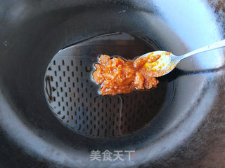 蟹黄酱烩豆腐的做法步骤:6