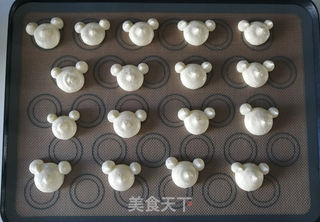 可爱的小熊蛋糕的做法步骤:11