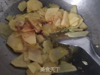 毛葱炒土豆片的做法步骤:6