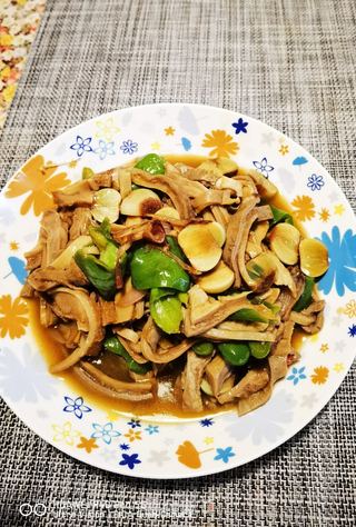 腊八蒜爆猪肚的做法步骤:22