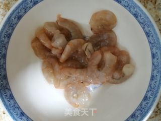 油菜炒虾仁的做法步骤：4