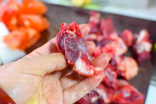 冬天必备西红柿炖牛肉的做法步骤:3