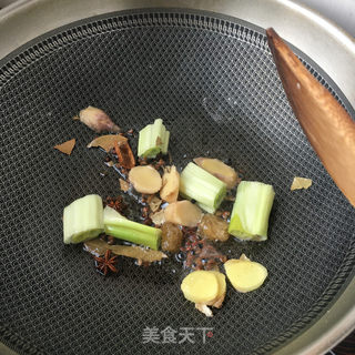 土豆炖大鹅的做法步骤：8