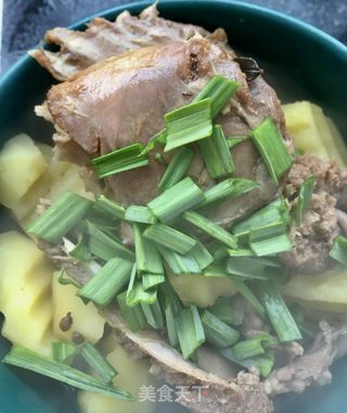 土豆炖大鹅的做法步骤：24