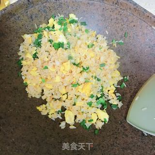 蛋炒饭的做法步骤：9