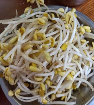 海带结豆芽炖花蛤的做法步骤:2
