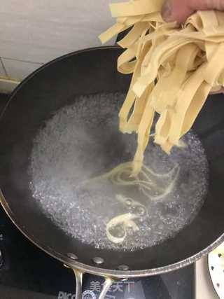 牛肉炖千张的做法步骤:3