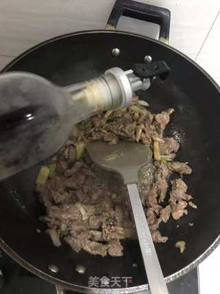 牛肉炖千张的做法步骤:7