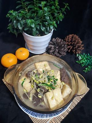 黄豆芽炖豆腐鸭血的做法步骤:13