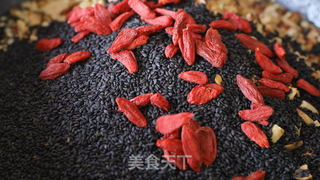 不用烤箱,轻松做出零失败的枸杞花生糖的做法步骤:6