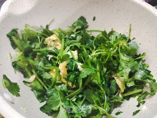 家常小炒菜-香菜炒鸡蛋的做法步骤:4