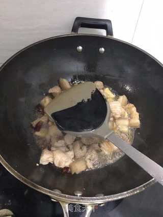 肉炖油豆腐的做法步骤：6