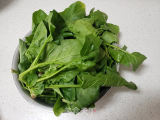 蒜蓉菠菜的做法步骤:2